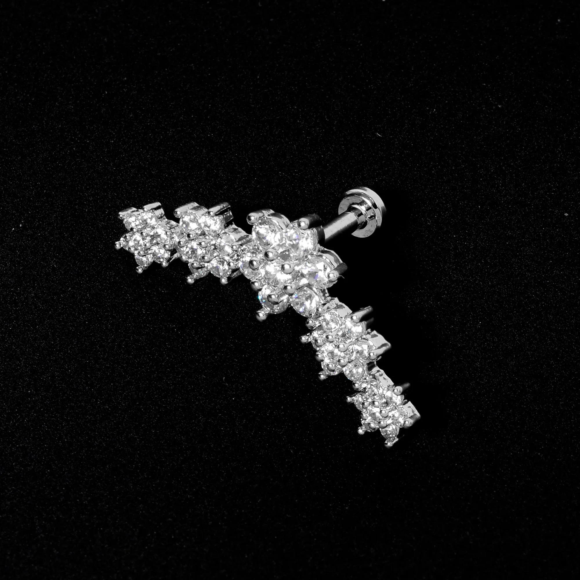 16 Gauge 1/4 Clear CZ Gem Floral Internally Threaded Labret