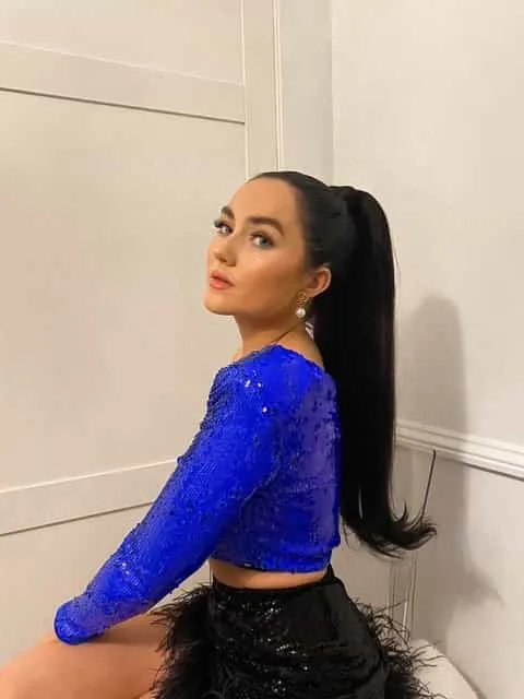 20" Classic Straight Up Wrap Around Ponytail Extension