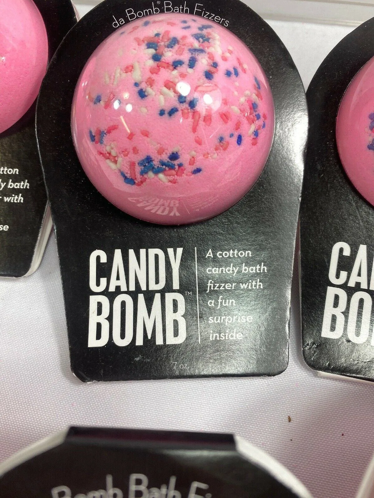 (6a) Da Bomb Fun Size Bath Bomb Cotton Candy & Love Gardenia Fizzier Surprise