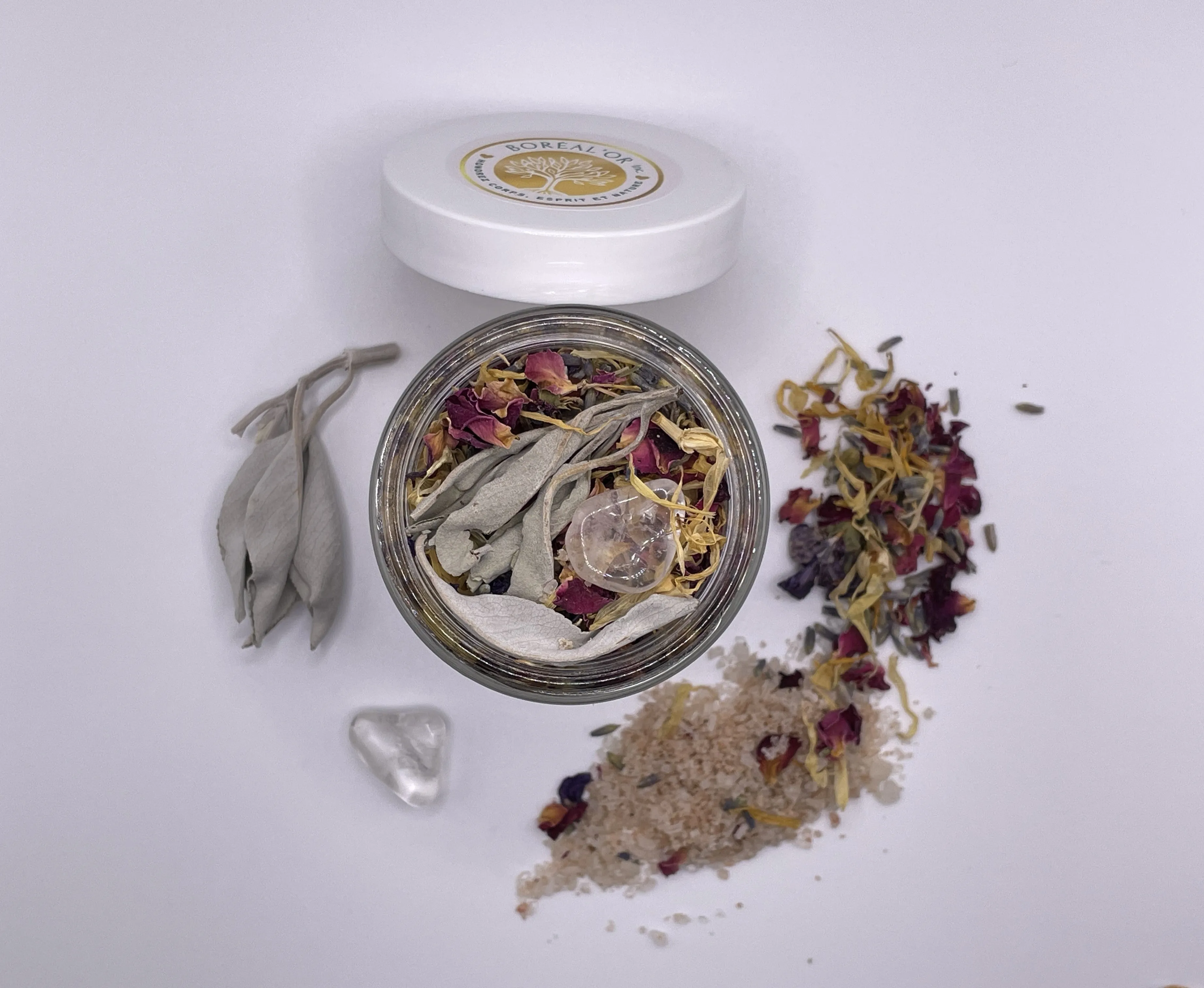 Bain lunaire lavande, rose et jasmin avec quartz et sauge, trousse de départ