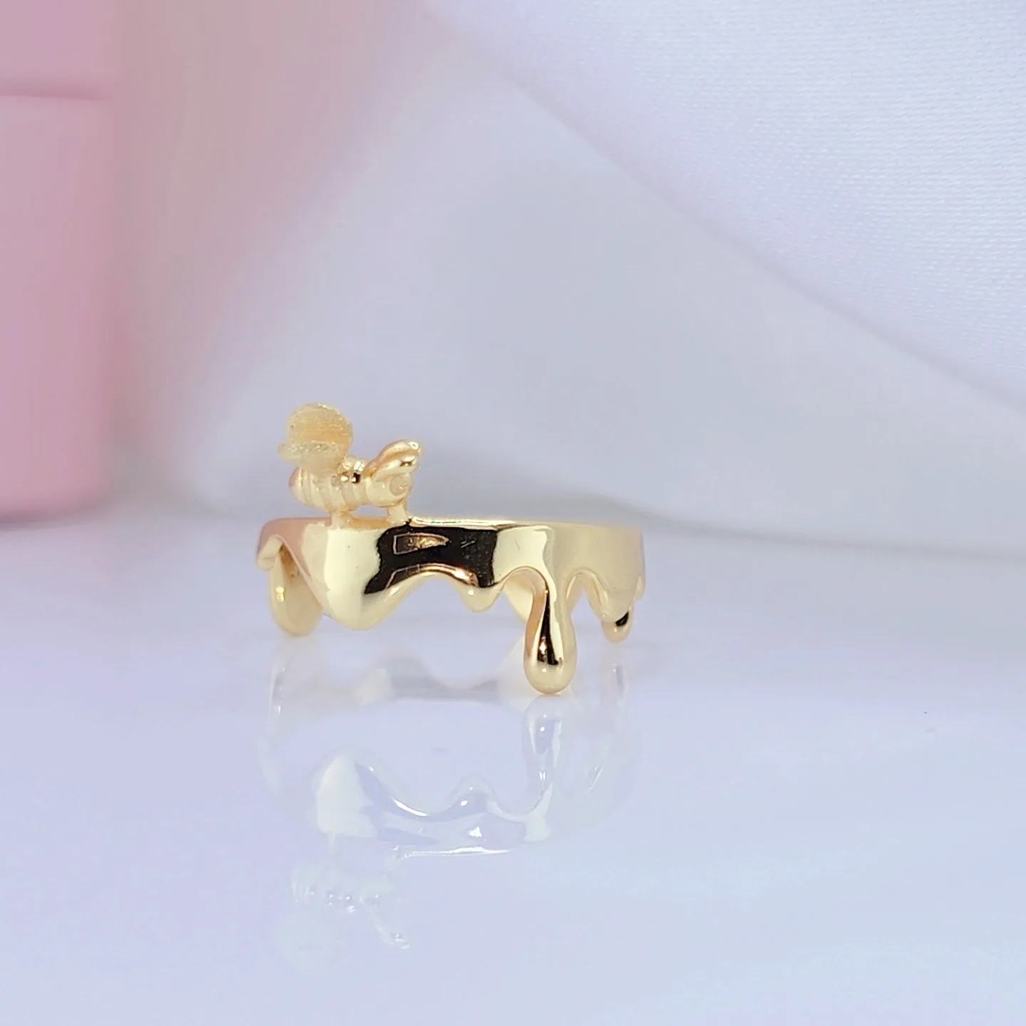 Bee & Dripping Honey Ring