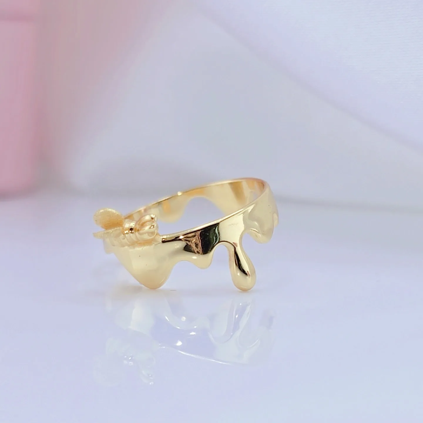 Bee & Dripping Honey Ring