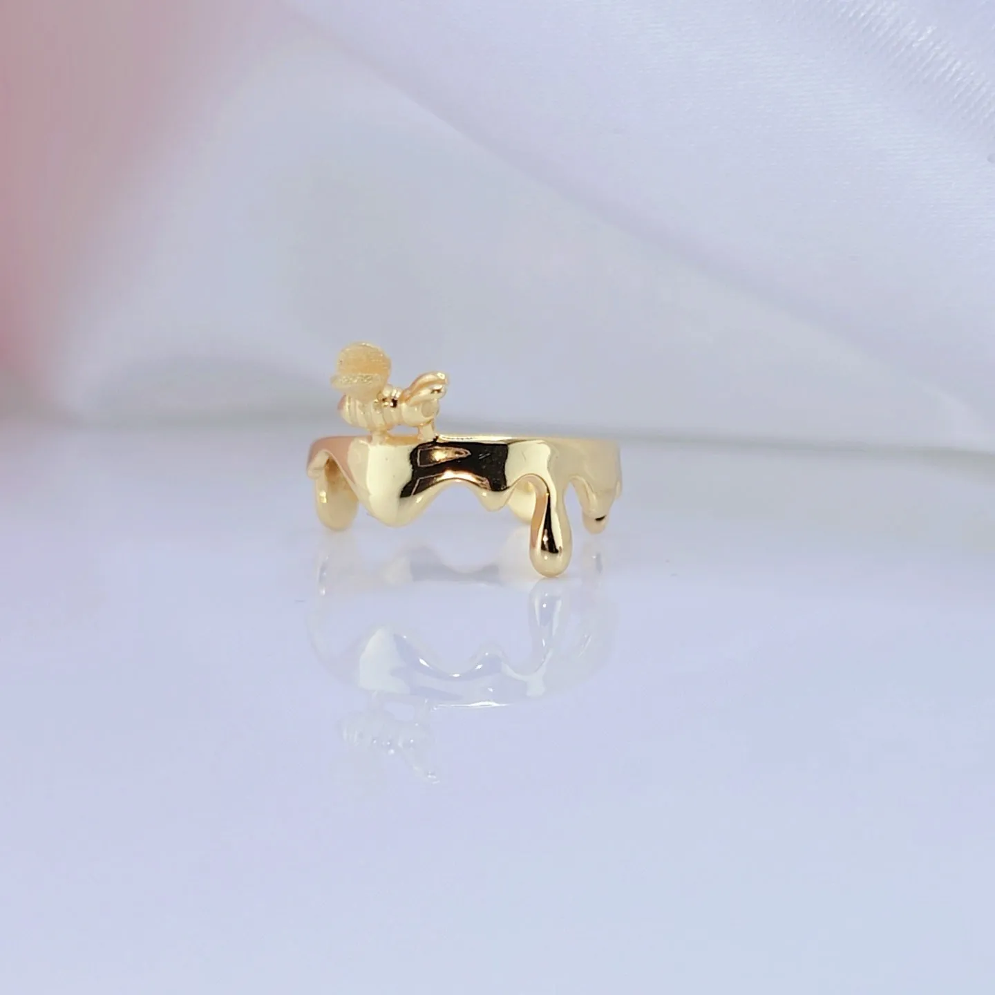 Bee & Dripping Honey Ring