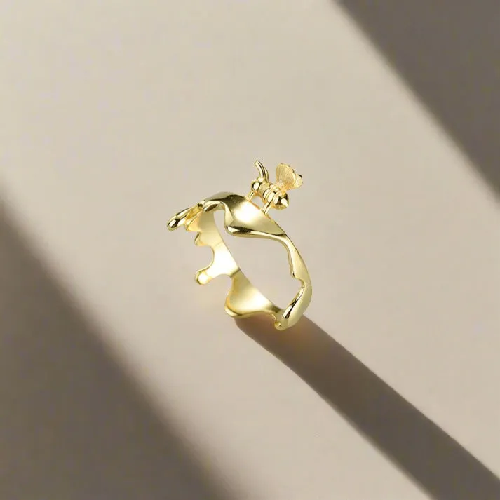 Bee & Dripping Honey Ring