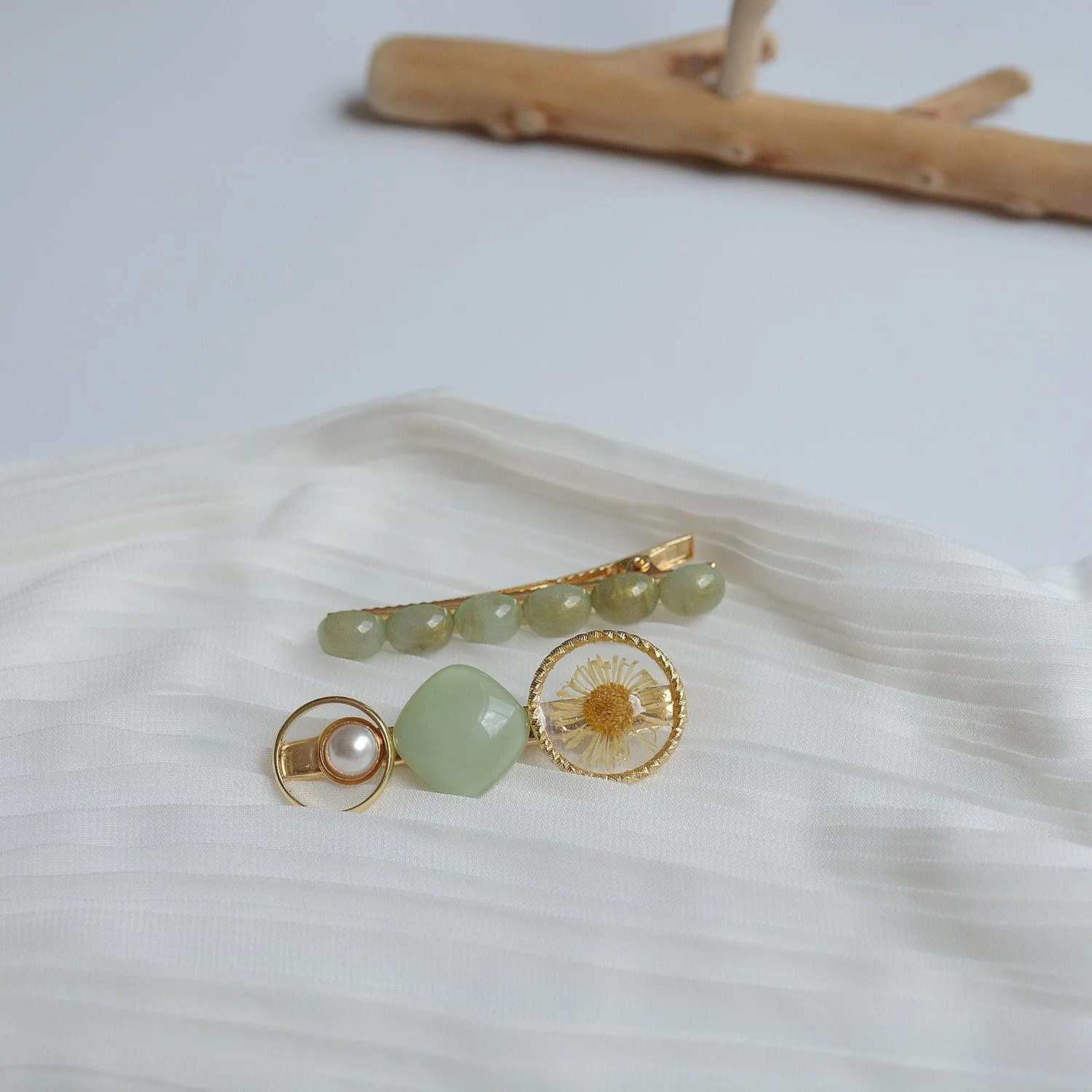 [Clearance] Floral Barrette Set