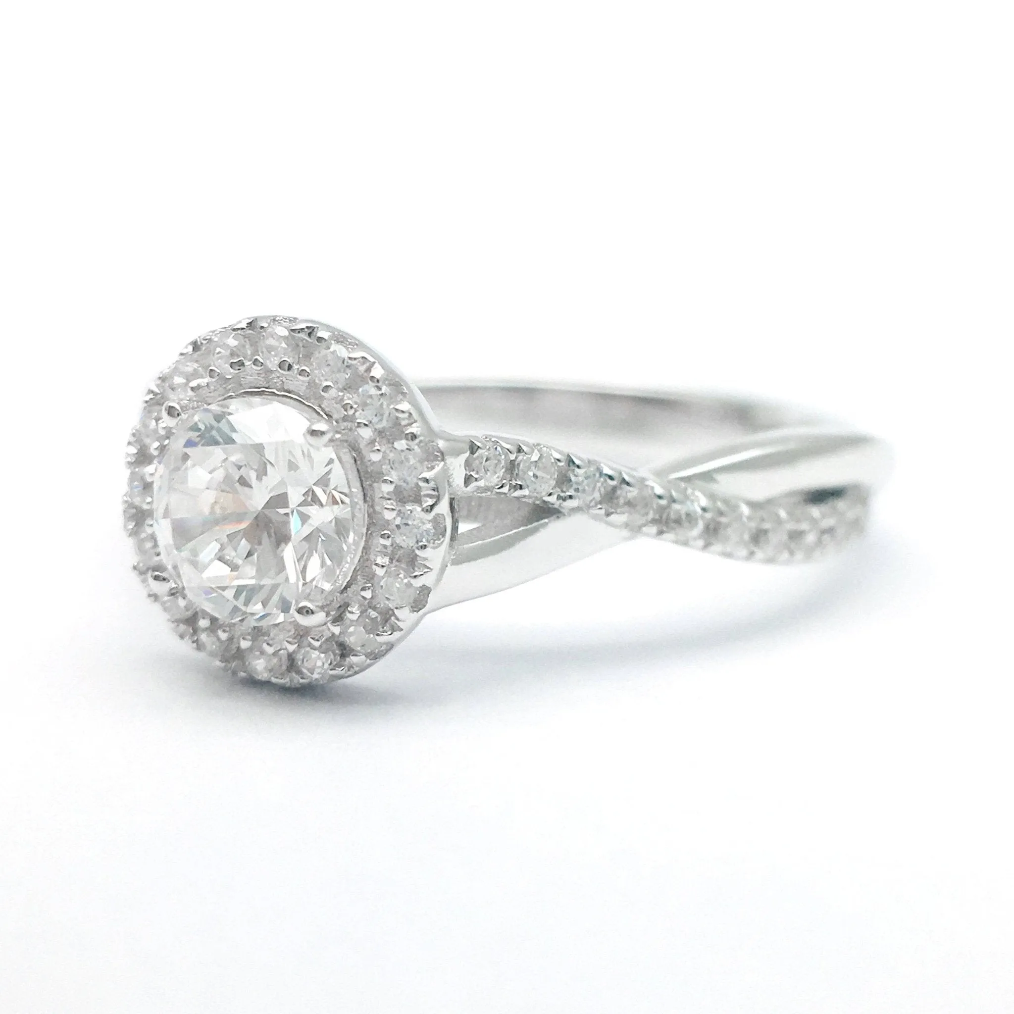 Diamond Halo Elegant Round Cut Vintage Promise Ring