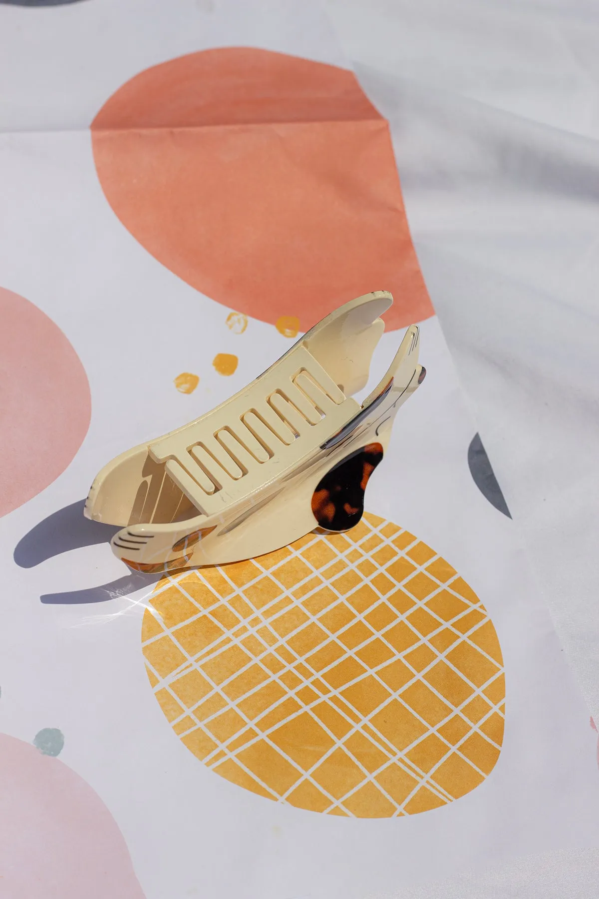 Dog Shape Claw Hair Clip