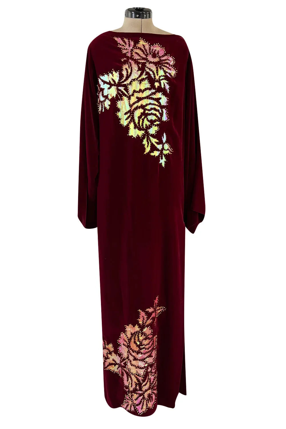Exceptional Mid-1980s Paco Rabanne Haute Couture Velvet Beaded Caftan Dress