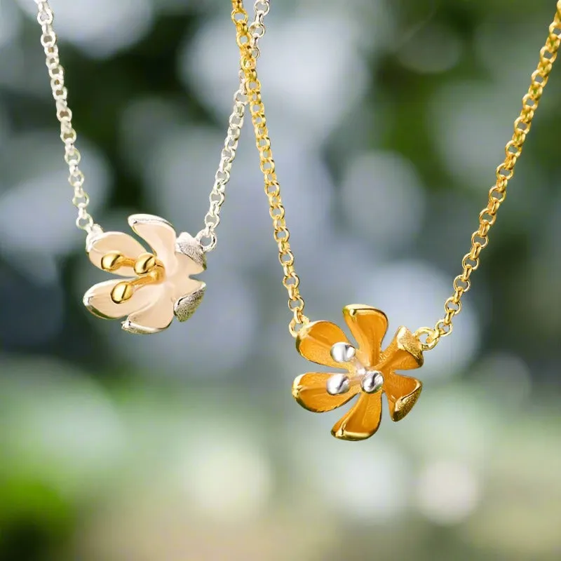 Fresh Blooming Flower Necklace