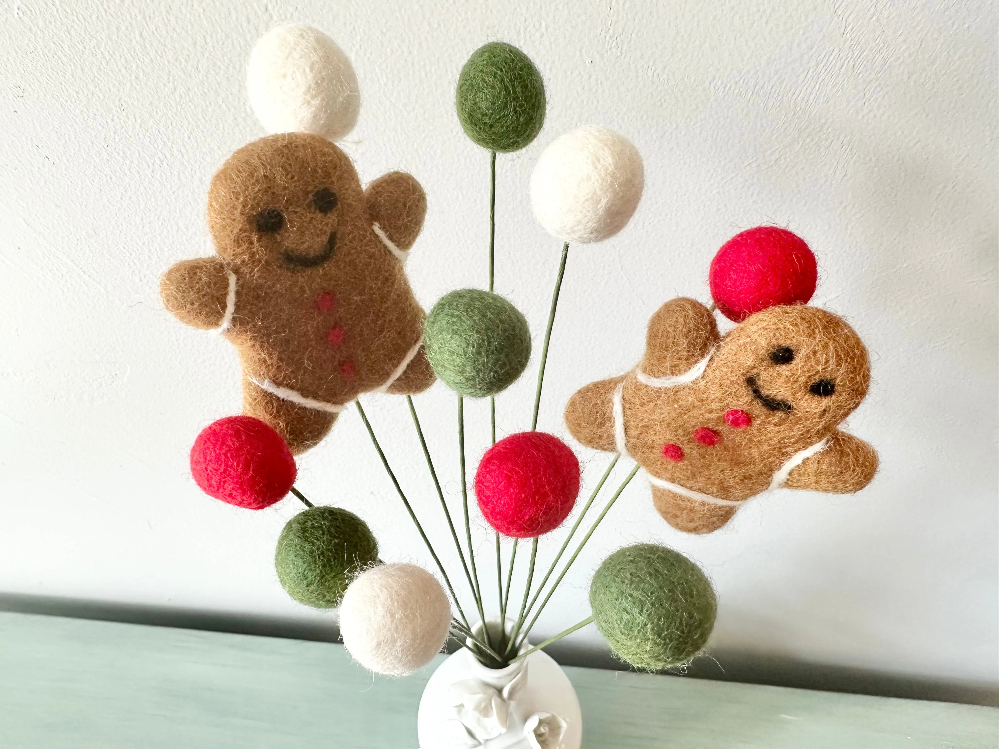 Gingerbread Felt Ball Bouquet
