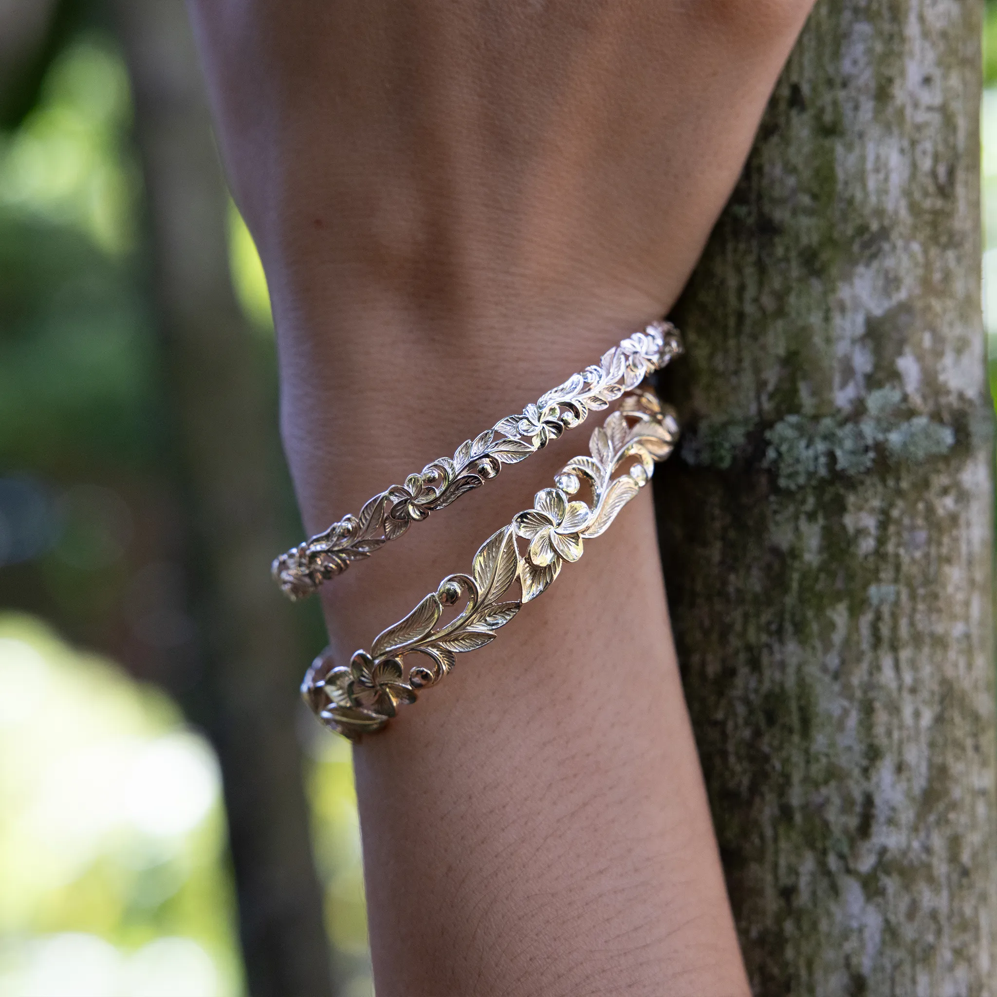 Hawaiian Heirloom Plumeria Bracelet in Gold - 6mm