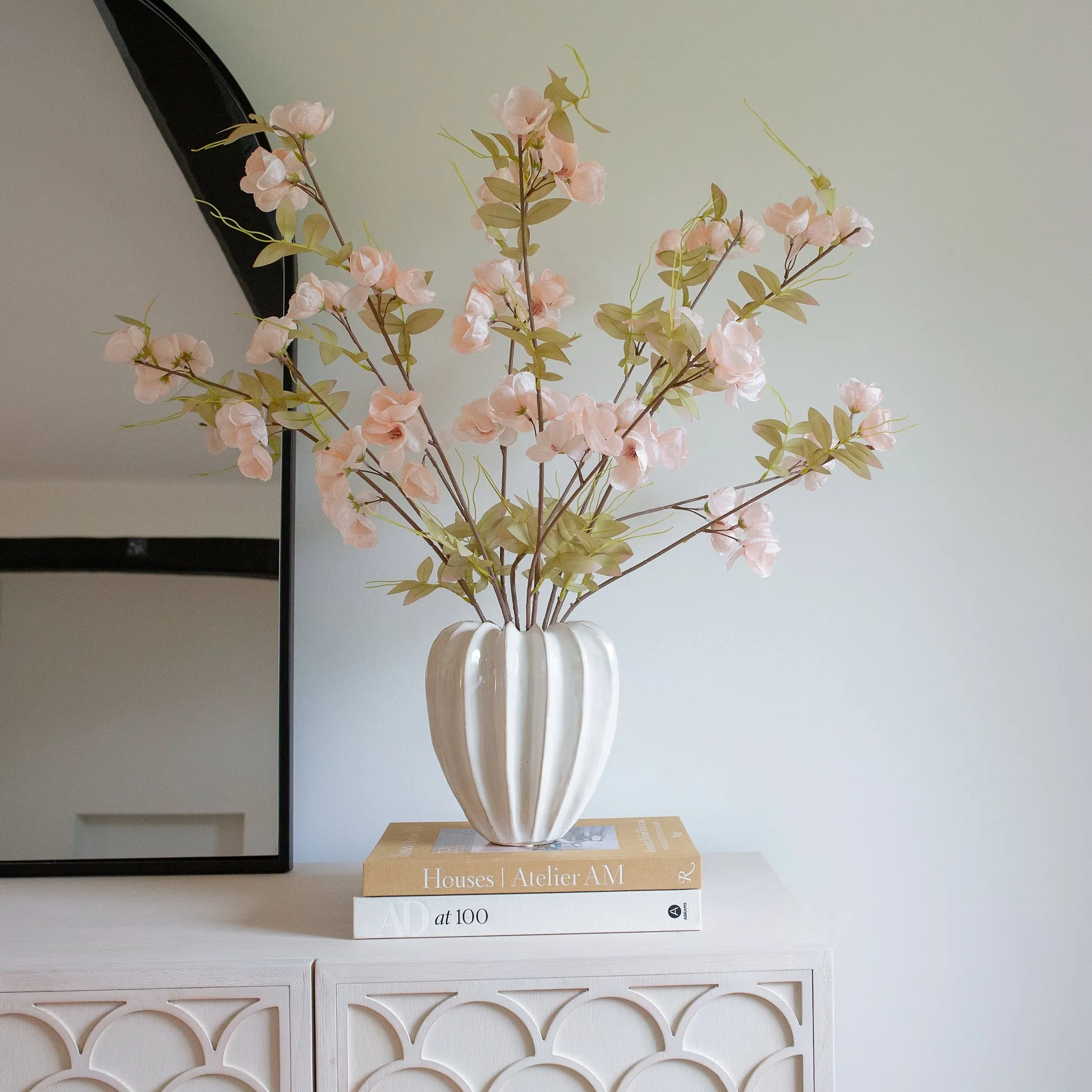 Lille White Ceramic Vase