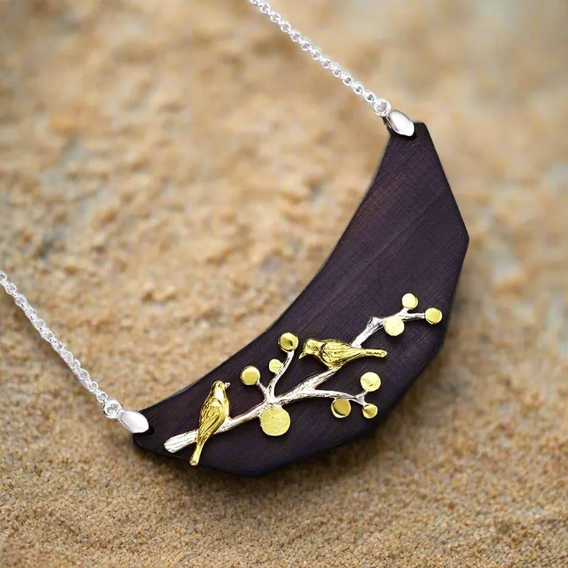 Natural Ebony Vintage Lovely Birds Necklace