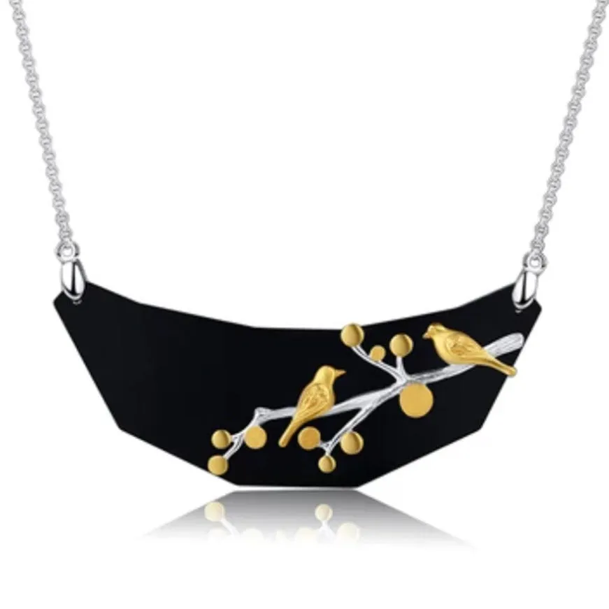 Natural Ebony Vintage Lovely Birds Necklace