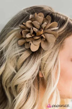 Paparazzi- My Love Brown - Hairclip