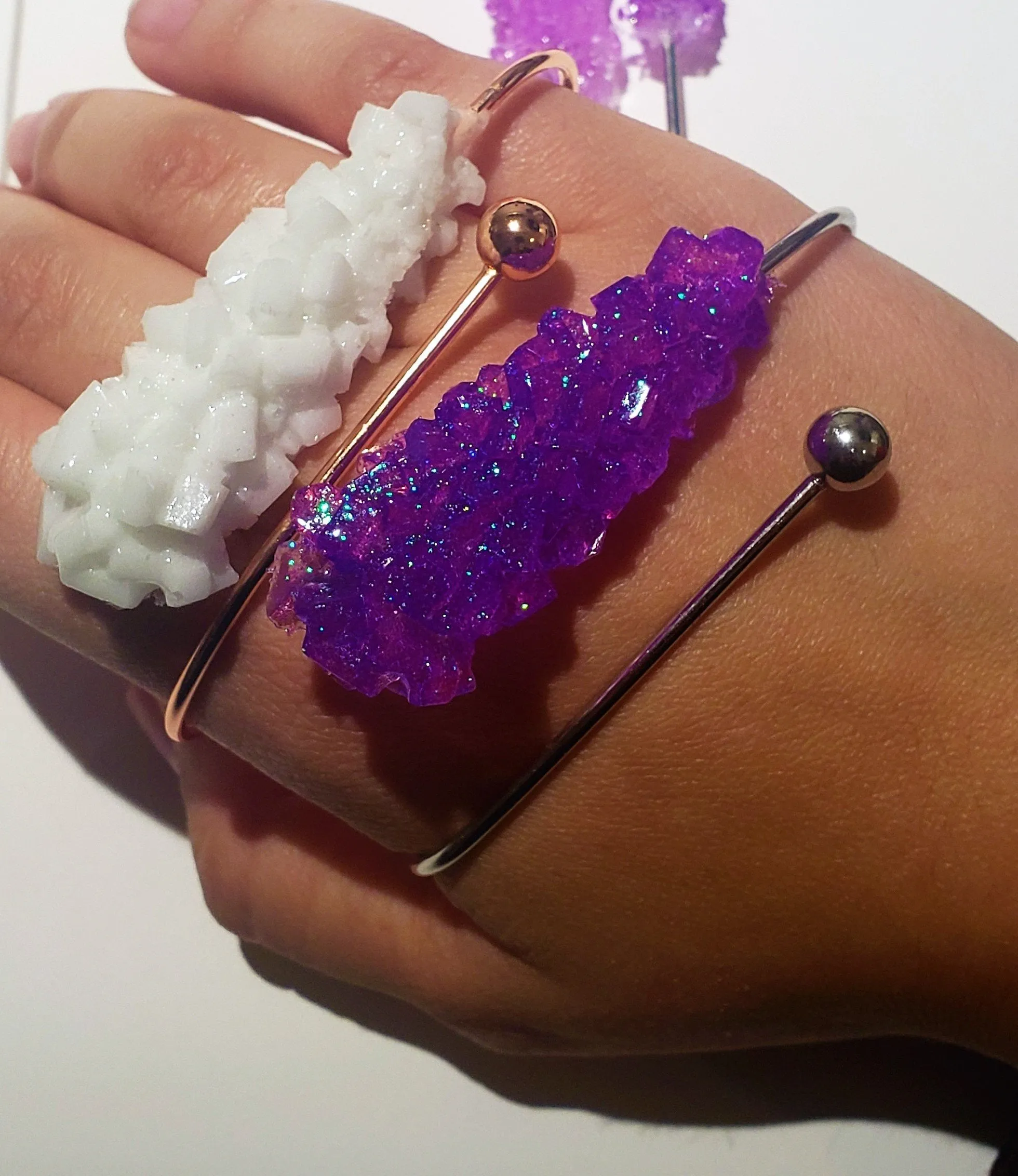PINEAPPLE ROCK CANDY PALM CUFF