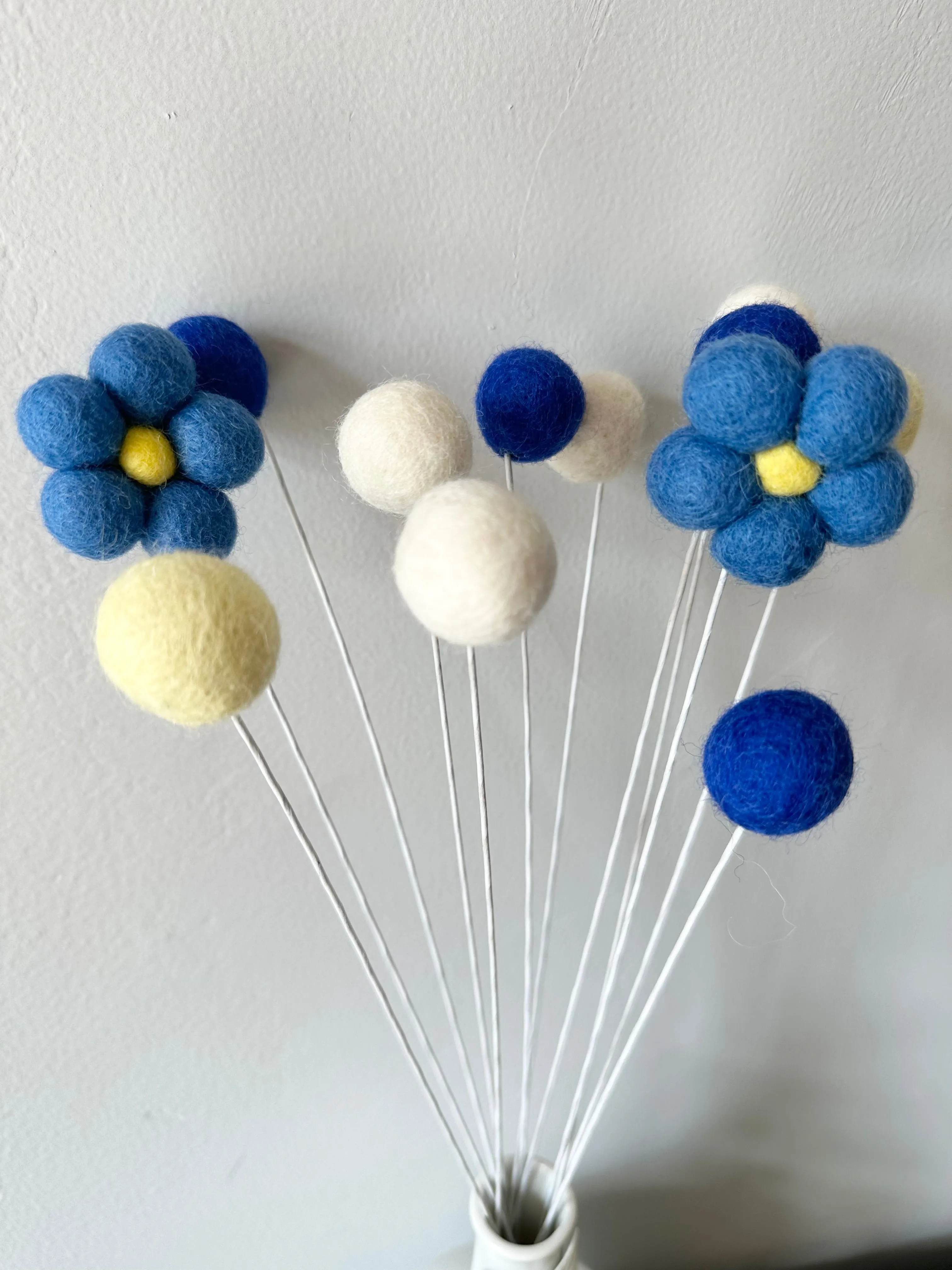 Shades of Blue Daisy Felted Bouquet