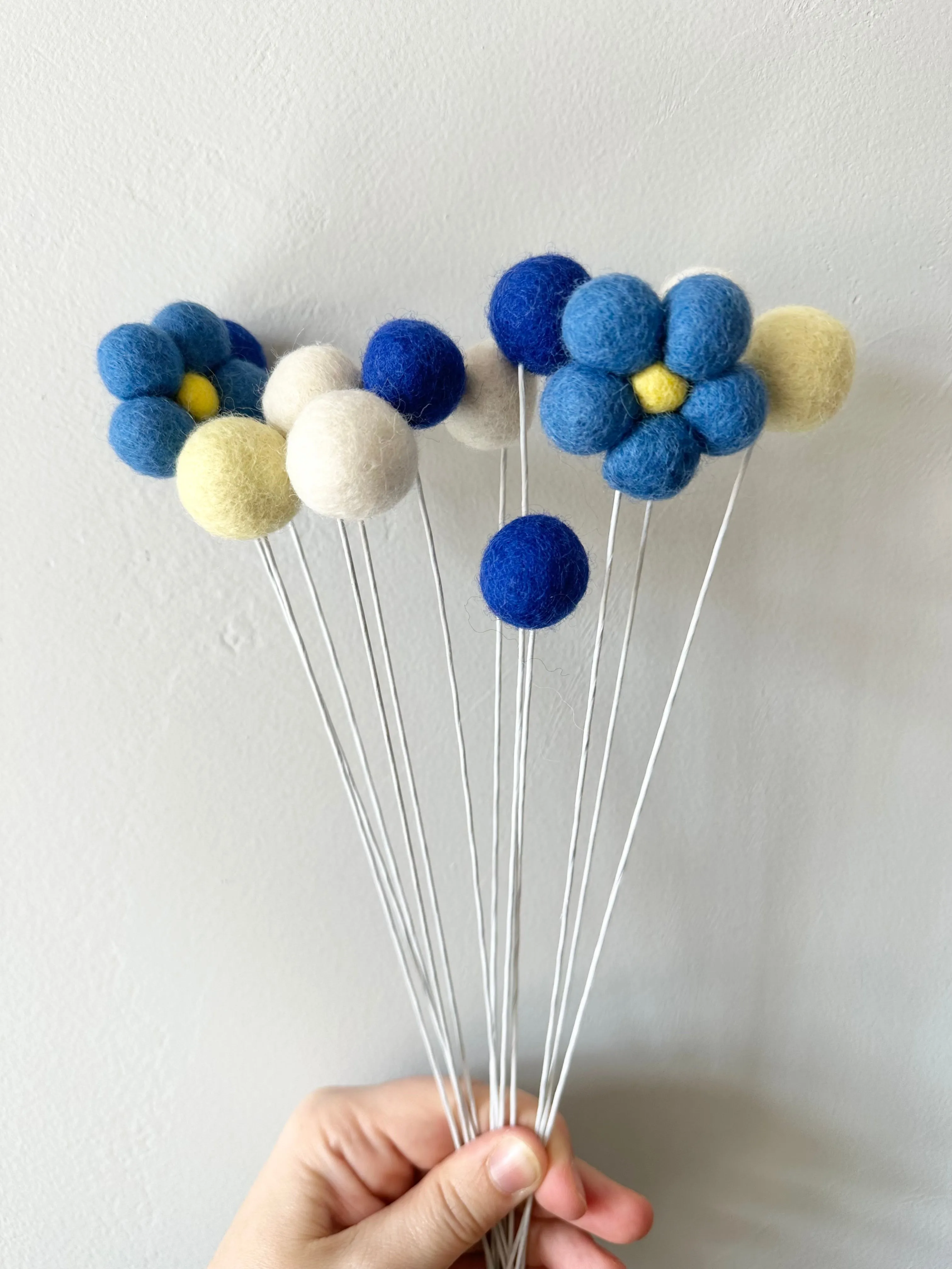 Shades of Blue Daisy Felted Bouquet