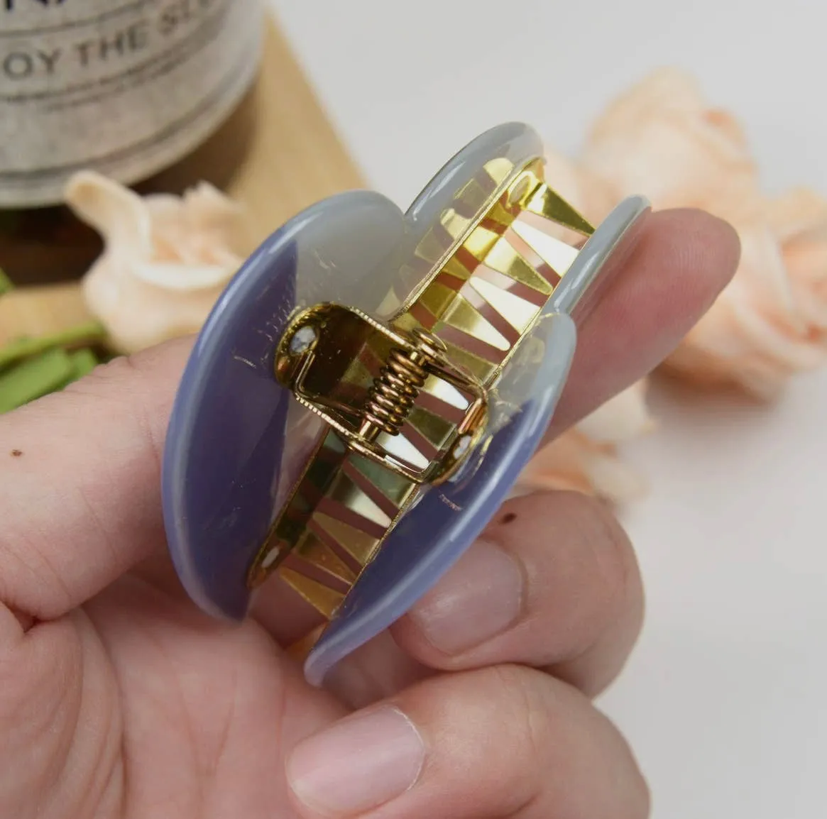 Simple love hair clip