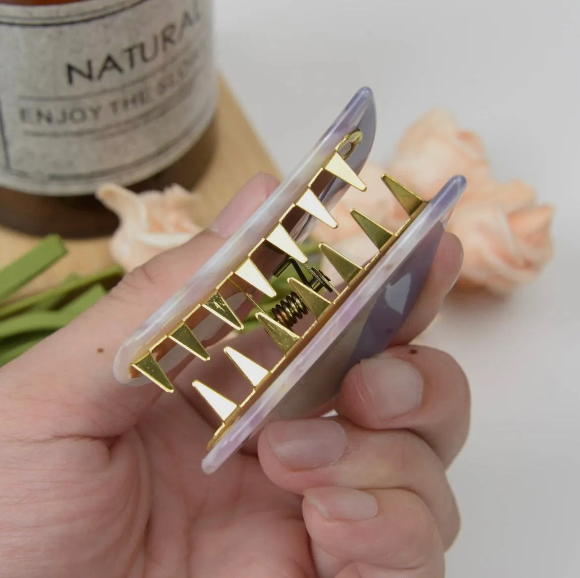 Simple love hair clip