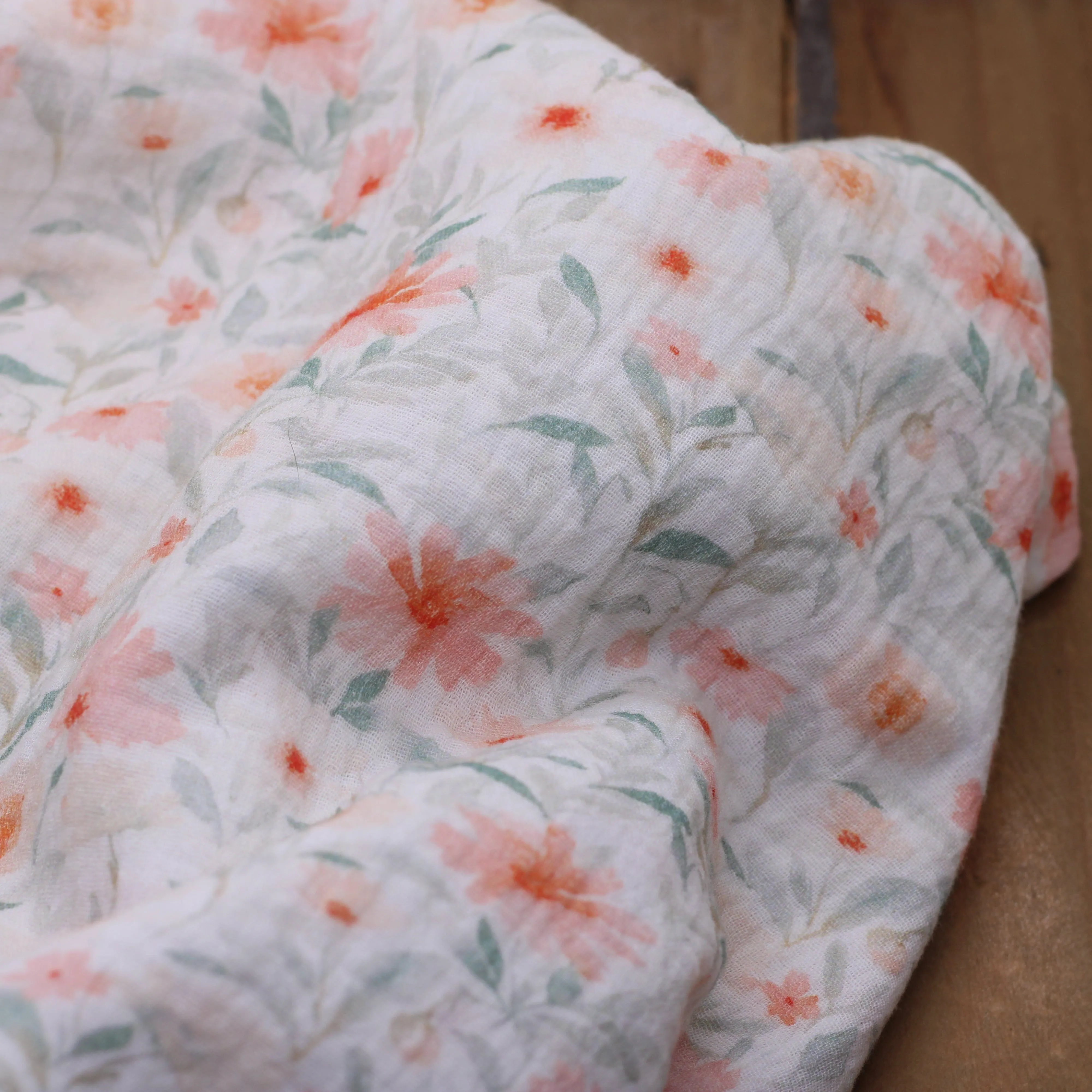 Tissu double Gaze de coton - CORAIL FLOWERS - Blanc cassé POPPY DESIGNED (Vendu x10cm)
