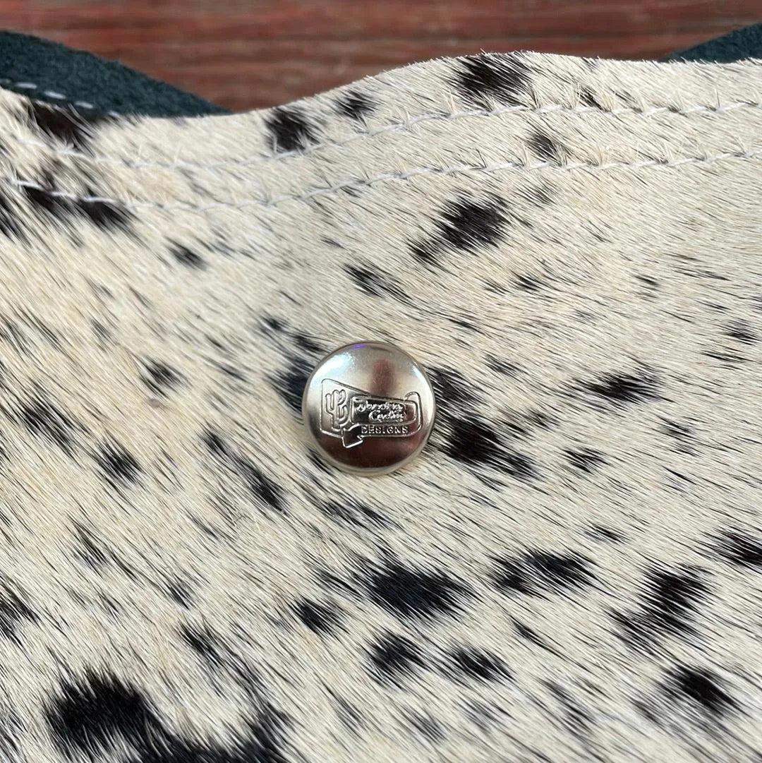 Trisha - B&W Speckle w/ Deadwood Roses