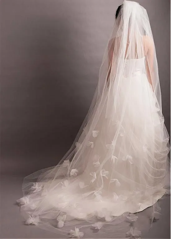 Two-tier Veil With Tulle Flowers