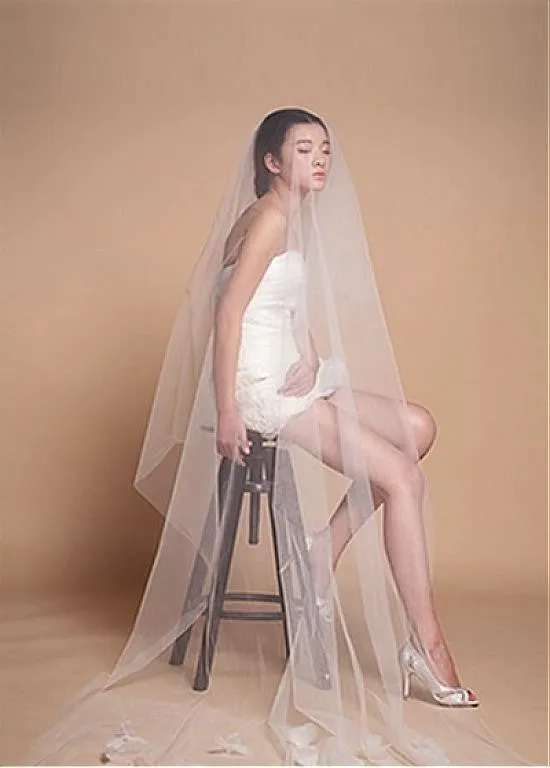 Two-tier Veil With Tulle Flowers